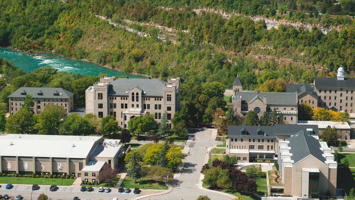 University of Niagara Falls Canada